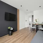 Beautiful Apartment For 4 People By Noclegi Renters