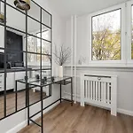 Beautiful Apartment For 4 People By Noclegi Renters