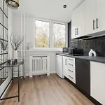 Beautiful Apartment For 4 People By Noclegi Renters