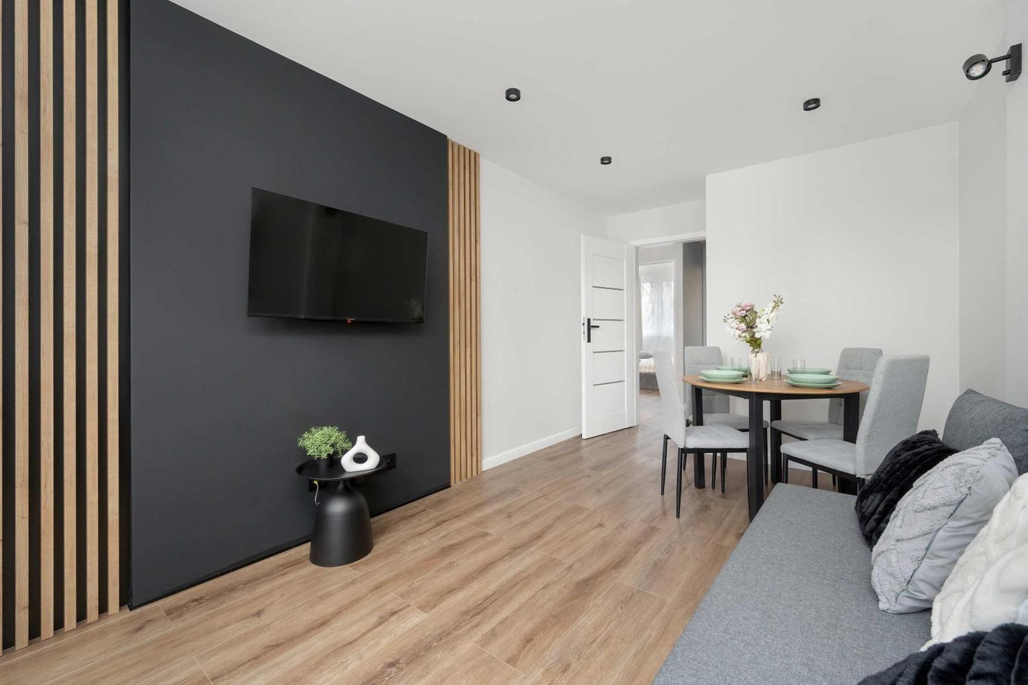 Beautiful For 4 People By Renters * Wrocław